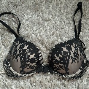 32C Victoria’s Secret Dream Angel’s Push-up Bra Black Lace Floral